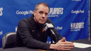 Frank Vogel - YouTube - Chaine Phoenix Suns (DR)