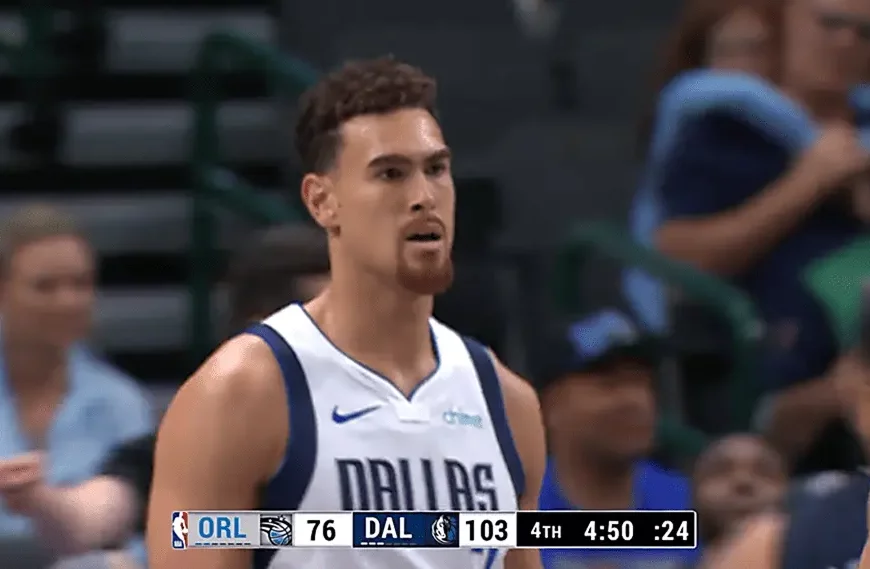 Dwight Powell - YouTube - Chaine Dallas Mavericks (DR)