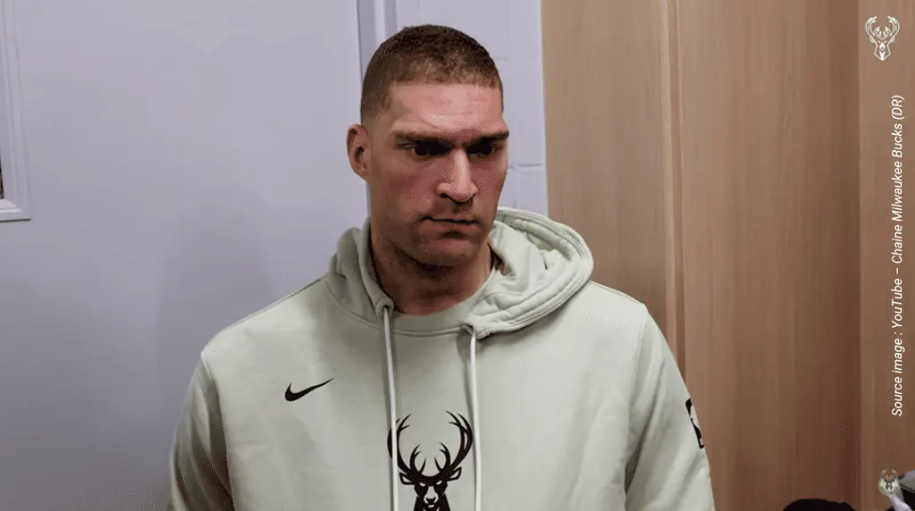 Brook Lopez - YouTube - Chaine Milwaukee Bucks DR