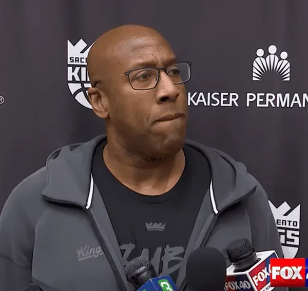 Mike Brown - YouTube - Chaine FOX40 News (DR)